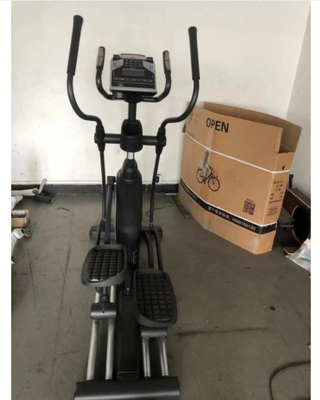 Bicicleta elíptica do exercício elíptico do equipamento do Gym ISO9001 que carrega 150kg