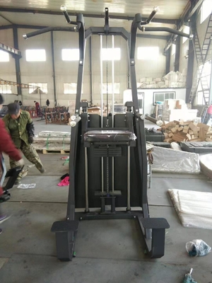 Máquina feita sob encomenda 1300*890*1620mm de Logo Body Gym Upper Limbs